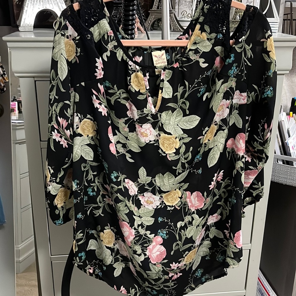 Long sleeve off the shoulder